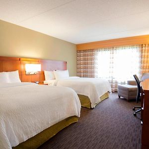 Queen Room Two Queen Beds